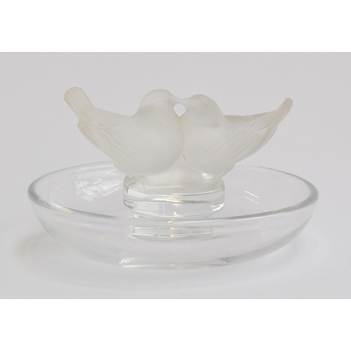 257 - René Lalique (1860-1945), pin dish in the form of two frosted glass songbirds, signed 'Lalique, Fran... 