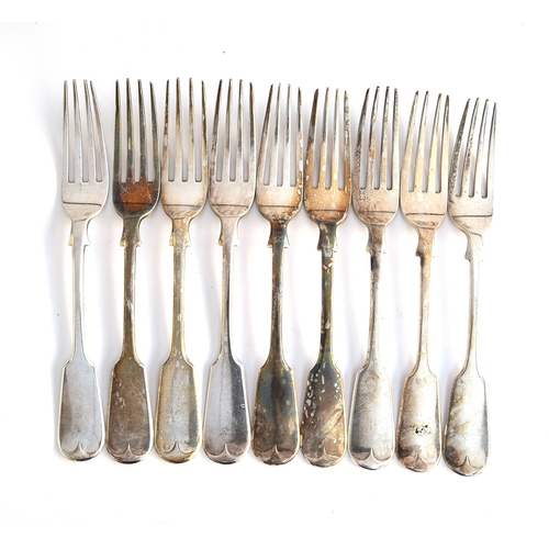 72 - A set of nine Victorian fiddle pattern table forks by Josiah Williams & Co, Exeter 1867, 22.3ozt