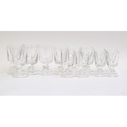 260 - A quantity of 21 Italian Locchi Firenze handmade crystal glasses, 13.5cm high (7), 12.5cm high (7), ... 