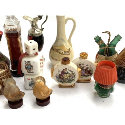 226 - A collection of approx. 25 novelty alcohol miniatures