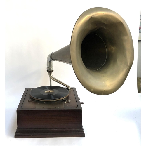 220 - A large gramophone with horn, mechanism working but missing soundbox