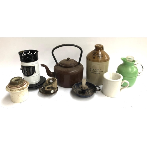 131 - A mixed lot to include enamel kettle, oil lamp, Wilscombe sheep drench stoneware flagon 'This jar be... 