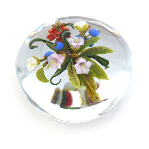 221 - A Paul Stankard (b.1943) floral spray glass paperweight of spring flowers, dated 1986 and numbered B... 