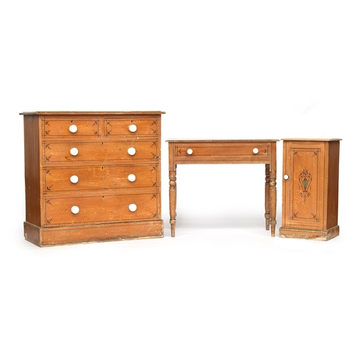 503 - A Regency painted pine bedroom suite, comprising a chest of two short over three graduating drawers ... 