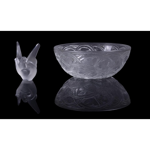 217 - A late 20th century clear and frosted glass Lalique 'Sylvie' vase, script mark and Cristal Lalique f... 