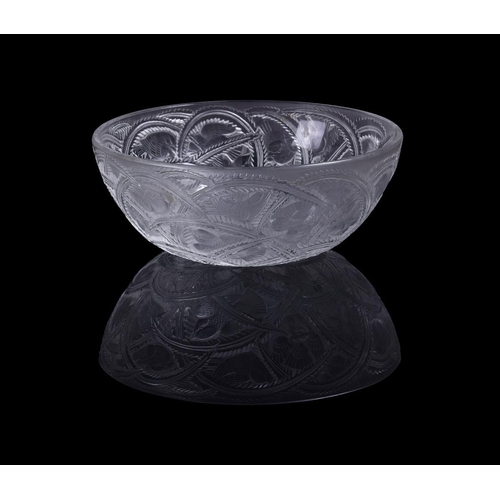 217 - A late 20th century clear and frosted glass Lalique 'Sylvie' vase, script mark and Cristal Lalique f... 