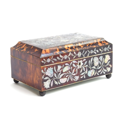 92 - An early 19th century tortoiseshell sewing box, inlaid with floral mother of pearl decoration, openi... 