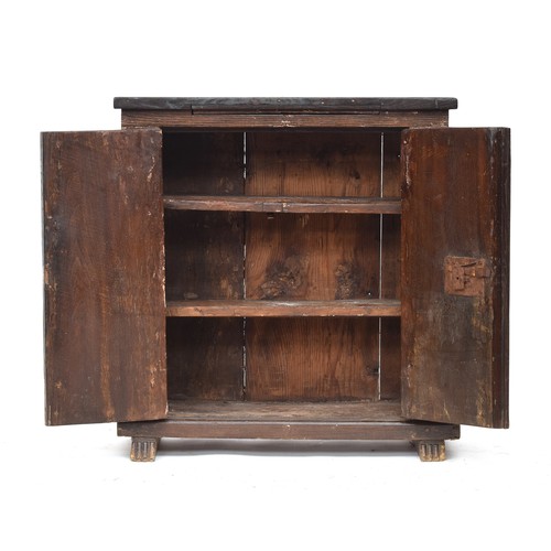 461 - A Tuscan cabinet, 83cm wide, 35cm deep, 88cm high, the doors opening to two internal shelves