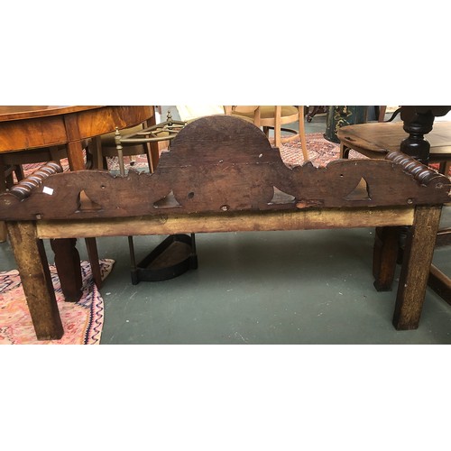 591 - A Victorian oak hall bench, carved in the Jacobethan taste, 128cm wide, 31cm deep, 73cm high