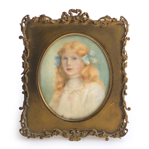 165 - Ethel C Brisley (ex. 1908-1940), portrait miniature of Lesley Ellwood née Matthews, watercolour on p... 