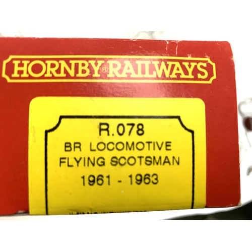 82 - A Hornby OO gauge BR locomotive and tender, 'The Flying Scotsman', R078, boxed