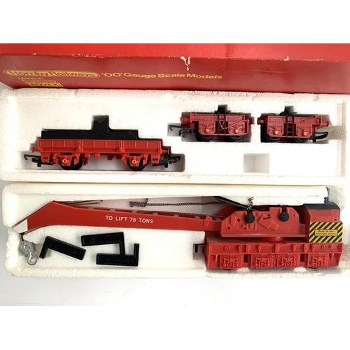 87 - A Hornby OO gauge 75 Ton Breakdown Crane Set, R739, boxed