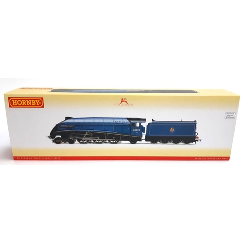 98 - A Hornby OO gauge BR Class A4 locomotive and tender, 'Golden Eagle', R3320, boxed