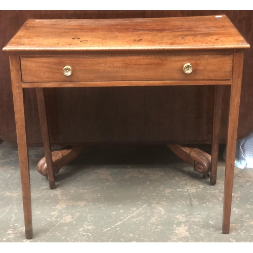 1008 - A 19th century mahogany side table with single drawer, 81x44x76cmH