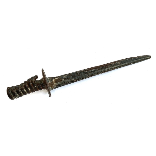 104 - A bayonet, total length 36cm