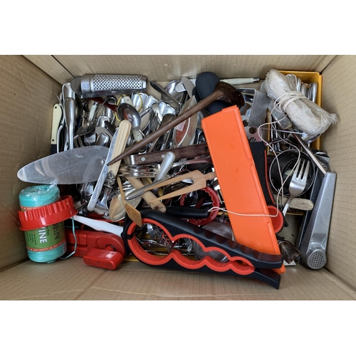 78 - A large mixed lot of cutlery and kitchen utensils; to include bone handled stainless steel knives; T... 