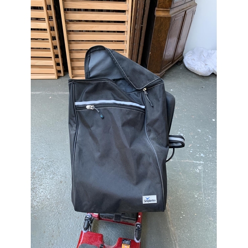 1025 - A Luggie Eco Lightweight mobility scooter, working, with charger RRP £1995