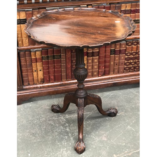 1034 - A mahogany tripod table (af), 18th century style, shaped dish top, 54x64cm