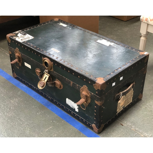 778 - A vintage travel trunk, 78cmW