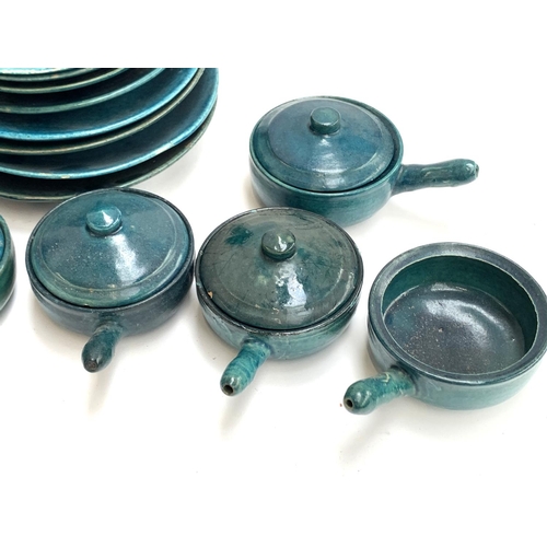 113 - Approx. 32 pieces of 'Delhi Blue' glazed pottery, including plates, a tureen, and handled lidded bow... 