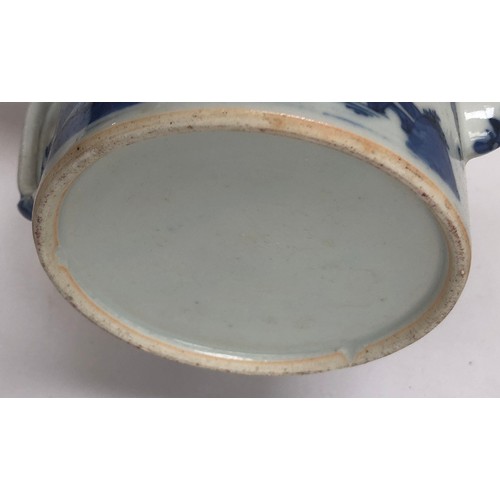 121 - A small Chinese export blue and white teapot, entwined bifurcated handle, 11.5cmH; together with a s... 