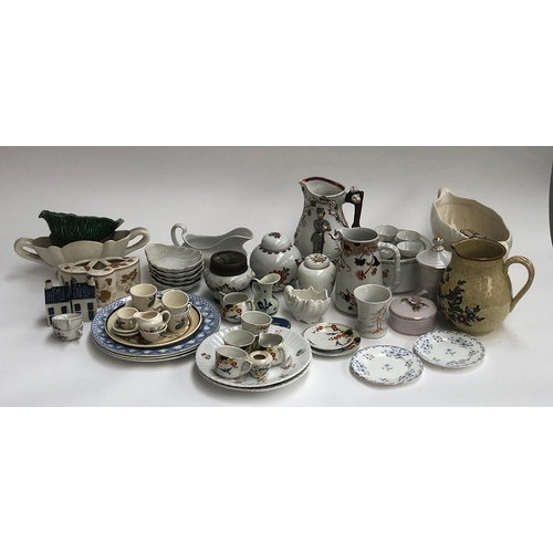 118 - A mixed lot of ceramics to include Villeroy & Boch jug with bird design; Coalport ginger jar; 'Aphro... 