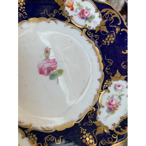 117 - A mixed lot of teawares, including early 19th century Ridgway teacup and saucer, heightened in gilt;... 