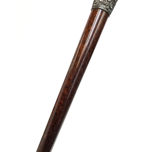 72 - A smart Victorian gents silver topped walking cane, with scrolling chased knop, hallmarked for Londo... 