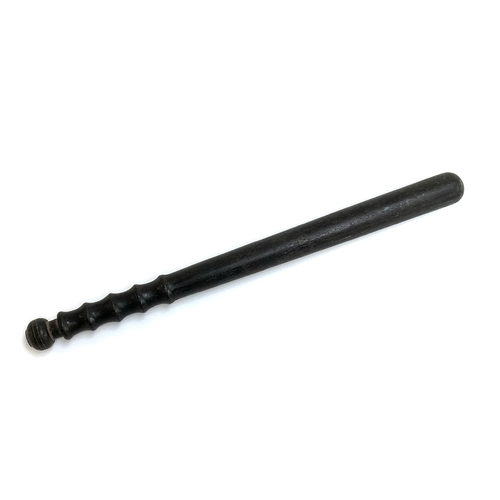 78 - A late 19th/early 20th century ebony truncheon, 47cmL