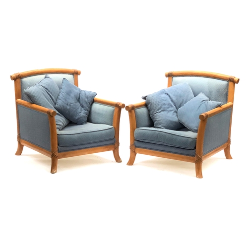 1669 - A pair of contemporary armchairs by De Tonge, Mougins