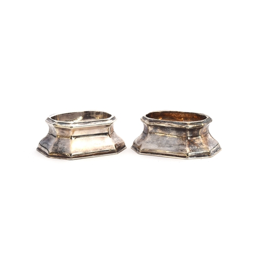 134 - A pair of George II trencher salts by James Stone, London 1735, of octagonal form, 7.5cm wide, 2.7oz... 