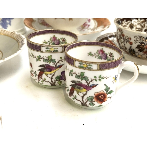 261 - A mixed lot of ceramics to include Spode for T. Goode; various tea wares; lustre sugar bowl; a pair ... 