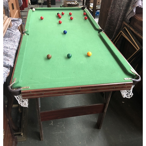 1196 - A wooden billiards table with folding base, 185x91cm