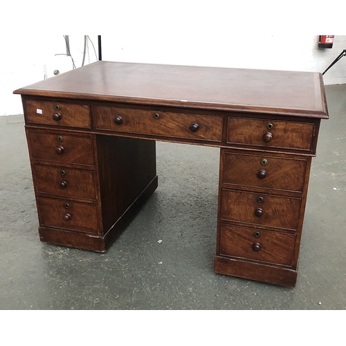 826 - A good early Victorian mahogany pedestal desk, inset skiver, over the traditional arrangement of nin... 