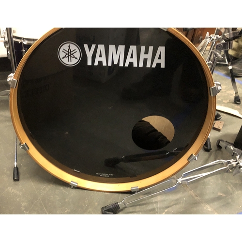 1199 - A Yamaha drum kit