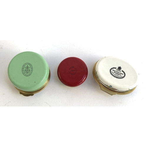 355 - Three enamel boxes: two Crummles and one Halcyon Days, the largest 5.5cmW(3)