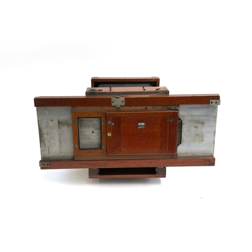 373 - A Gandolfi mahogany and brass plate camera