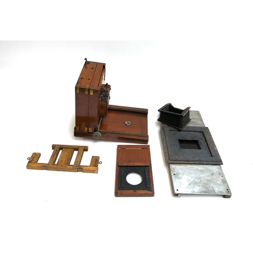 373 - A Gandolfi mahogany and brass plate camera