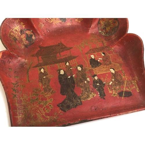 298 - A set of five graduating Chinese lacquered boxes, depicting dragons; Chinoiserie red lacquered papie... 