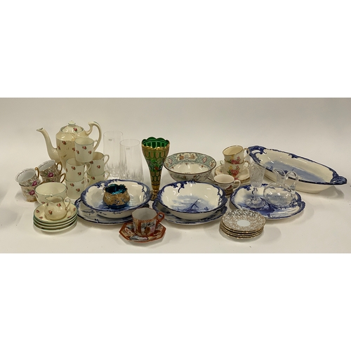 501 - A mixed lot of ceramics and glass to include Wedgwood lead crystal; Japanese teacup and saucer; Delf... 