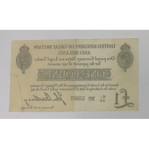 111 - A George V one pound treasury note, October 1914, John Bradbury, K1 39 53567