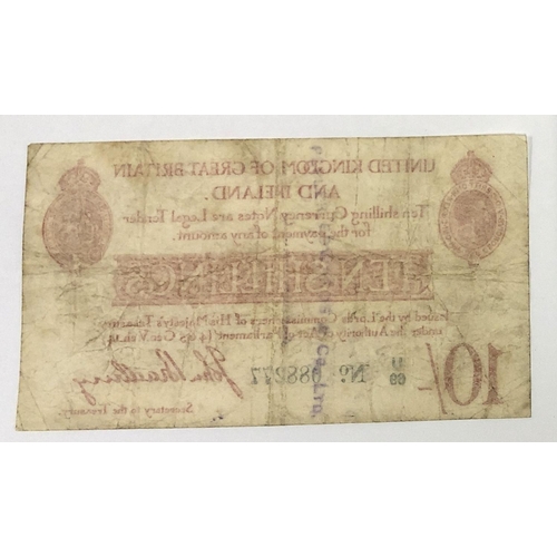 124 - A George V ten shillings treasury note, 1915, John Bradbury, U69 088277