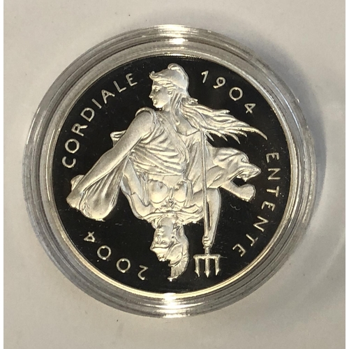 185 - A 100th anniversary Entente Cordial silver proof crown