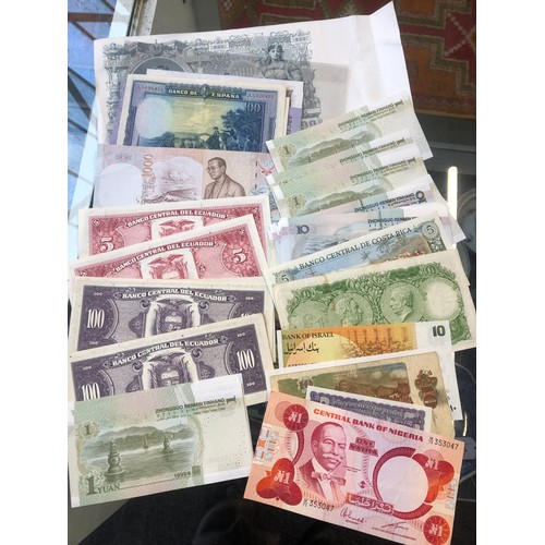 173 - A large quantity of World banknotes to include 500 Roubles 1912, Japan one thousand dollars, Burma, ... 