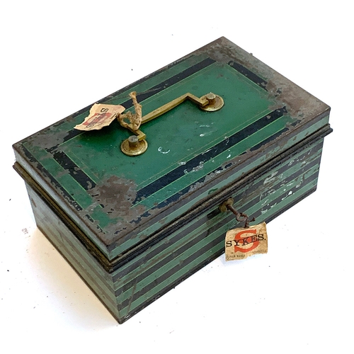 426 - A Victorian Chatwoods black and green painted metal deed box, bears plaque to inside lid, with key, ... 