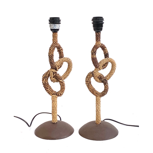 488 - Interior design interest: pair of table lamps of knotted rope form, 46cmH to top of fitting