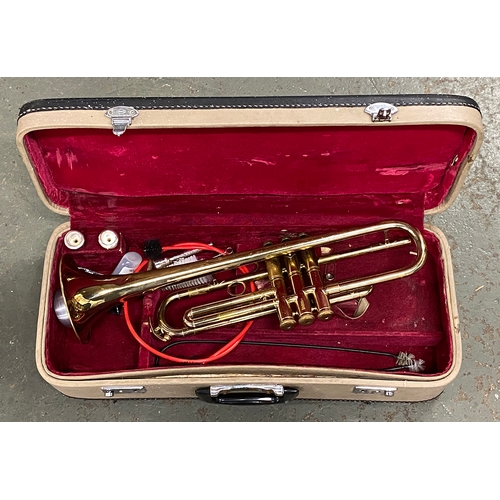 537 - A Boosey & Hawkes 400 trumpet in hard case, with mute