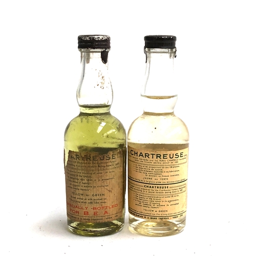 575 - 2 x 5cl miniatures of Green and Yellow Chartreuse, circa 1950s/60s