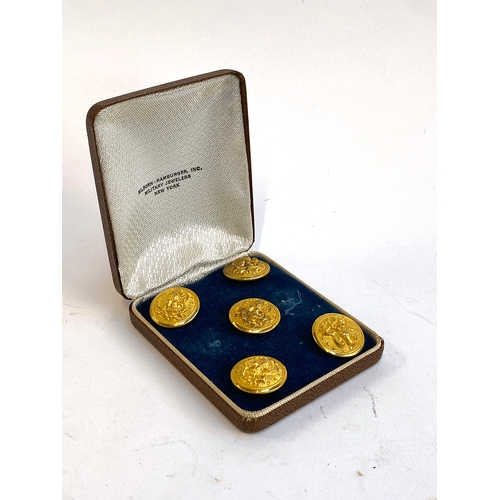 598 - A set of 5 gilt military buttons, Hilborn - Hamburger, Inc, military jewellers, New York