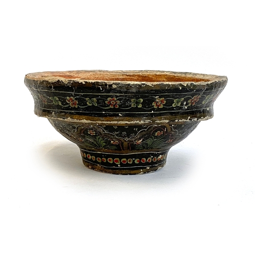 627 - An Indian Kashmiri papier mache bowl, 21.5x10cm